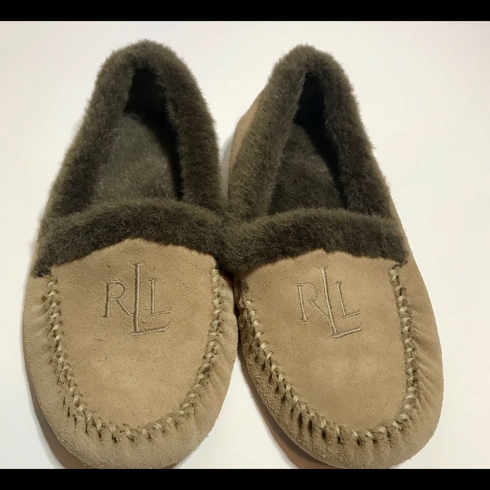 Ralph Lauren Slippers House Slippers Size Medium🖤